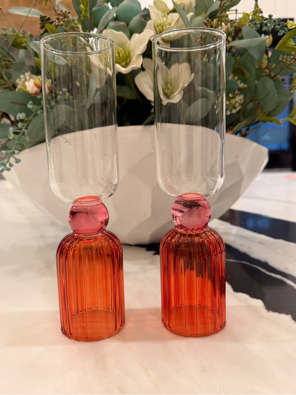 Set of 2 Pink & Red Bubble Stem Champagne Flutes | Modern Ribbed Glasses